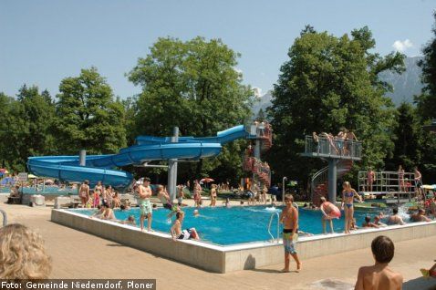Niederndorf - Erlebnis-Waldschwimmbad - Foto: Gemeinde Niederndorf, Ploner